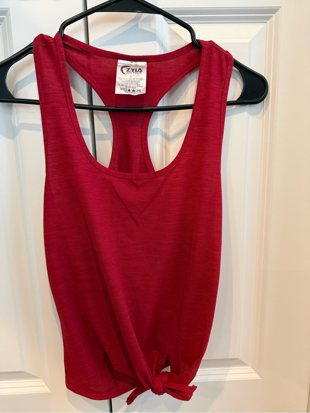 Zyia Active *retired* Women’s Red Racerback Tank Top knotted side